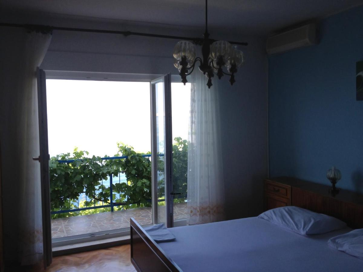 Apartments By The Sea Sveti Juraj, Senj - 2399 Exteriér fotografie